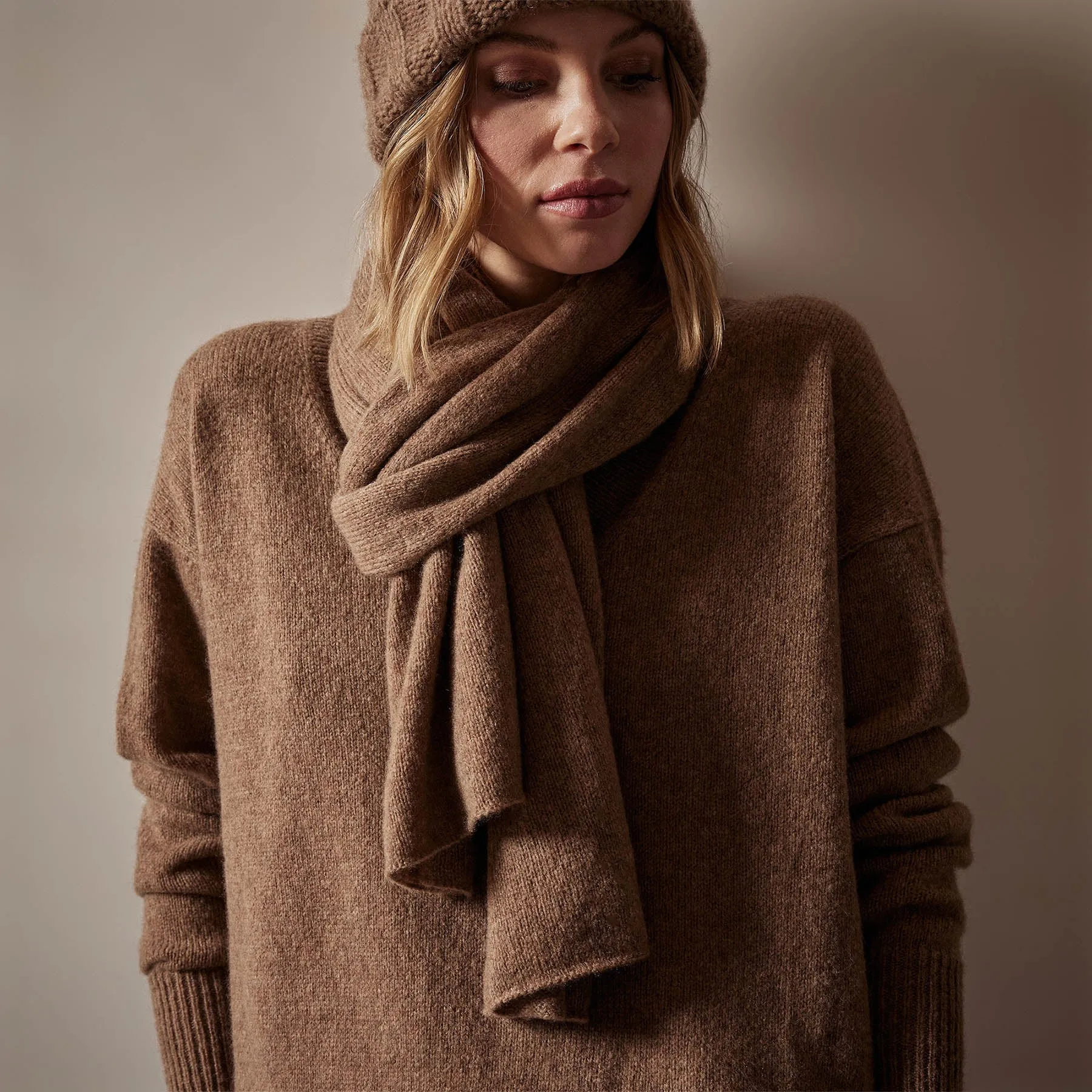 Lightweight Textured Cashmere Scarf - Chestnut